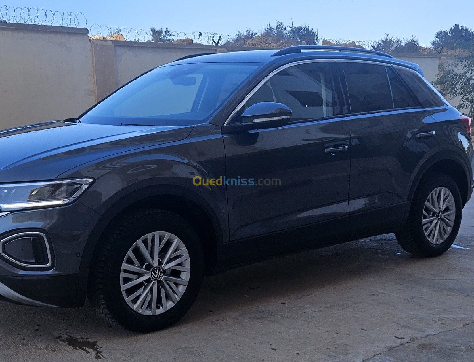 Volkswagen T-Roc 2023 Life +