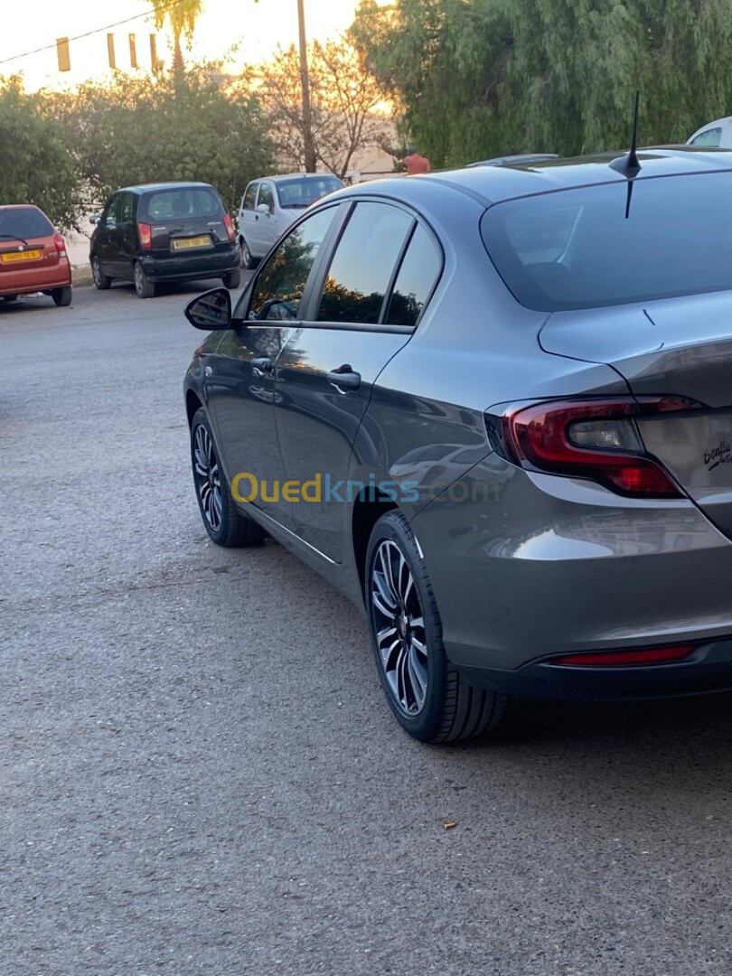 Fiat Tipo 2023 