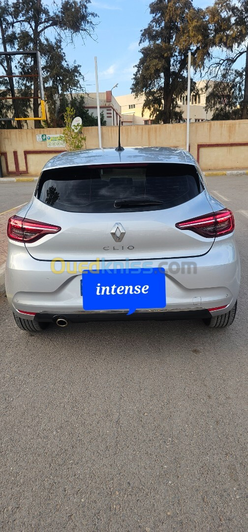 Renault Clio 5 intense 2021 Intense full option