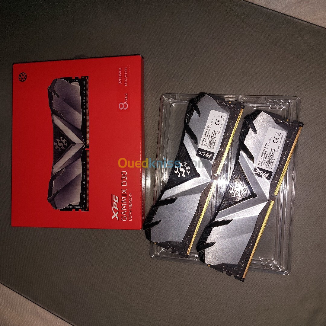 RAM XPG GAMMIX D30 DDR4 16gb (8x2) 3200MHz