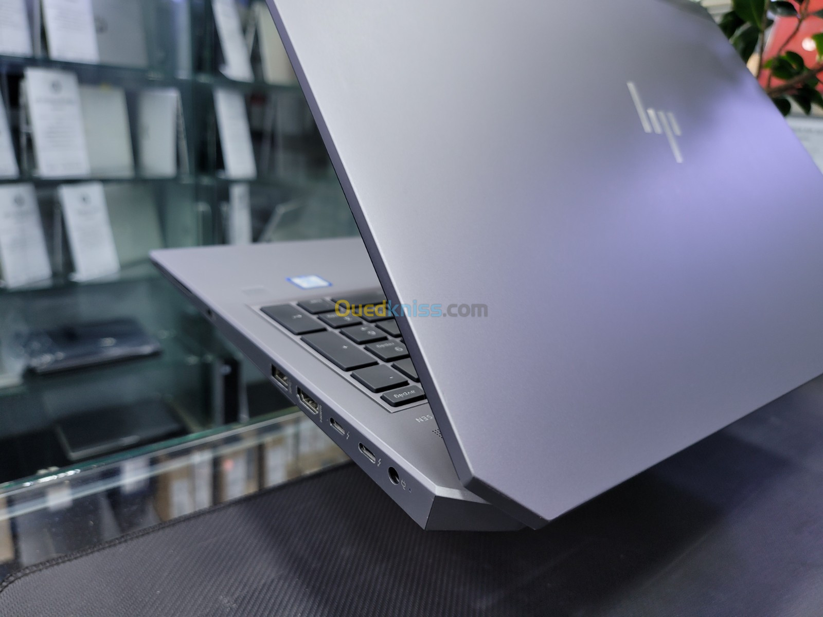 VENDU - HP ZBOOK 15 G5, i7vPro 8850H, 16GB, 256GB SSD, NVIDIA QUADRO P2000