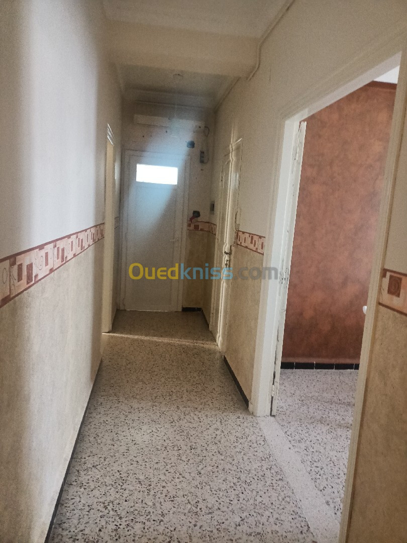 Location Niveau De Villa F5 Alger Cheraga