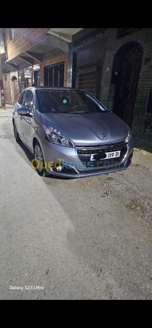 Peugeot 208 2019 Allure Facelift