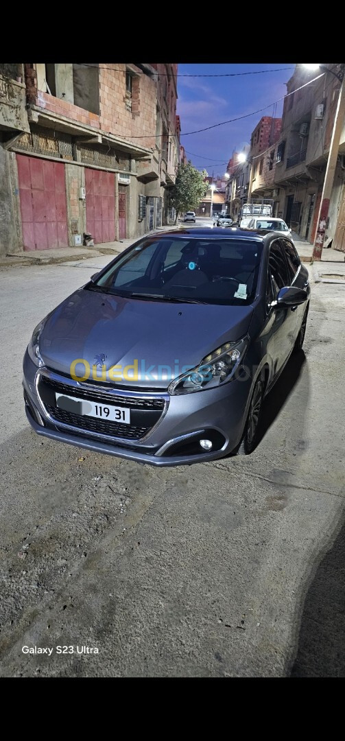 Peugeot 208 2019 Allure Facelift