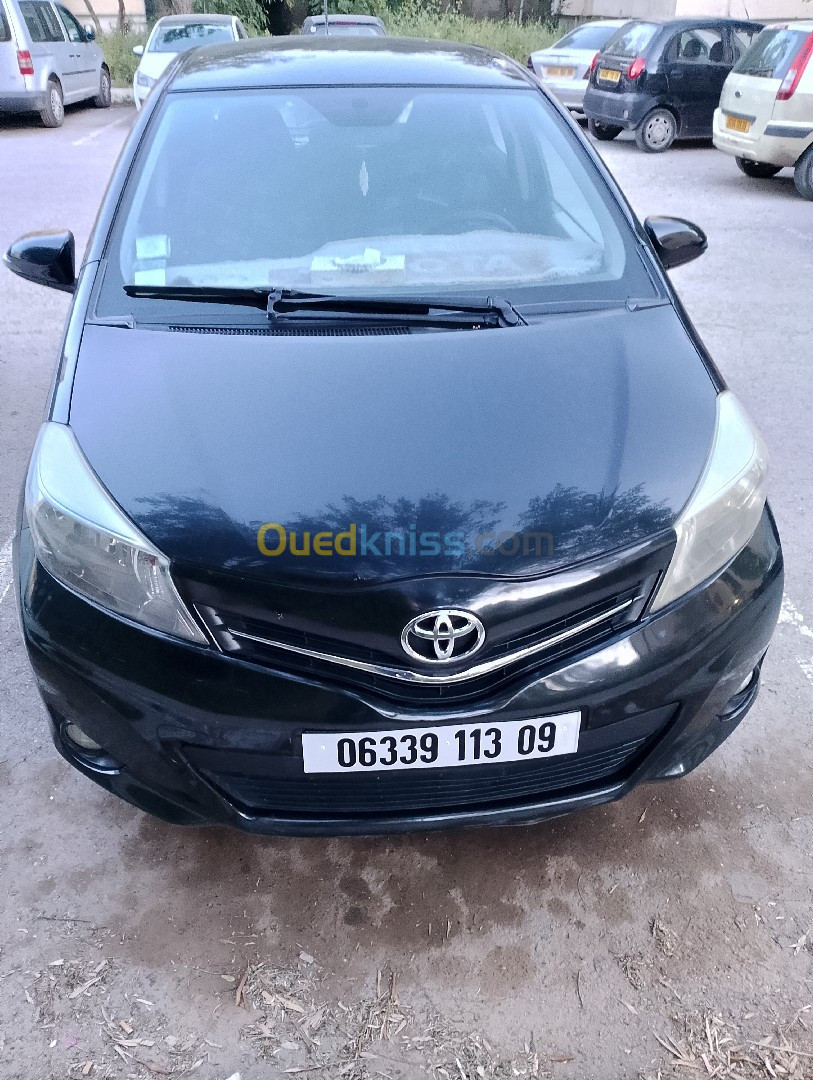 Toyota Yaris 2013 