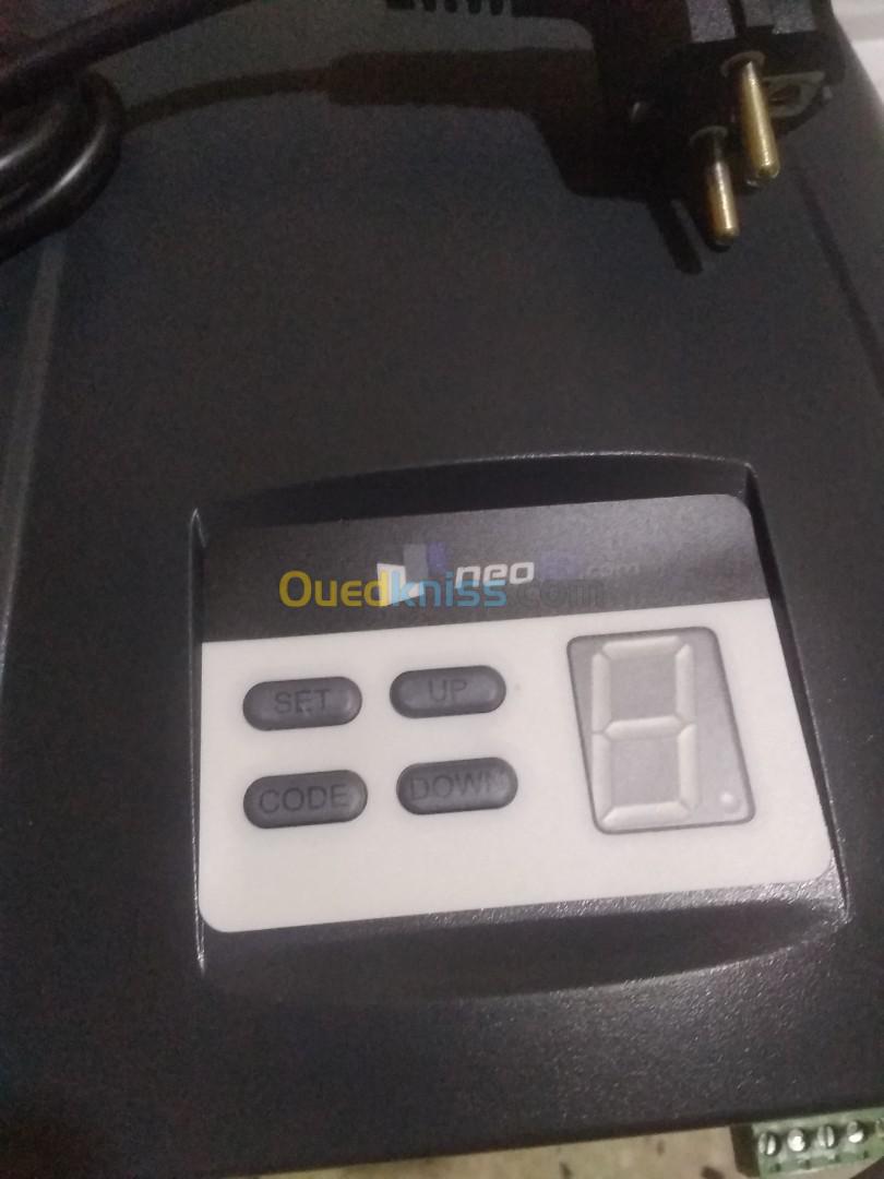 Moteur de garage neo10