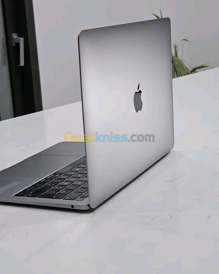 MacBook air 2019 