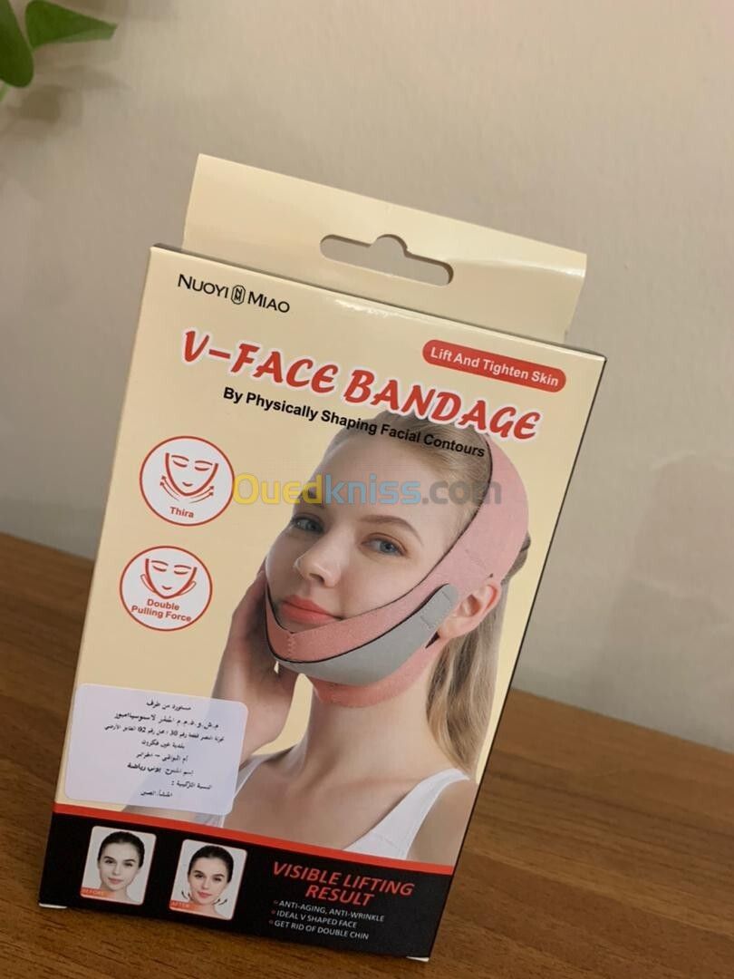 Sangle de levage du visage avec double réduction de menton