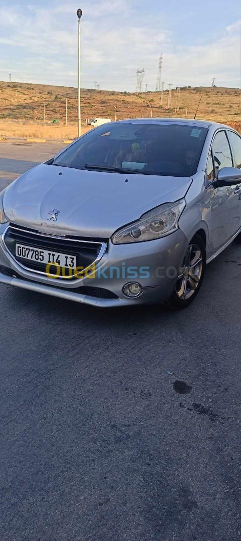 Peugeot 208 2014 Allure