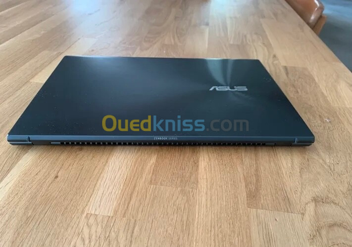 ASUS ZENBOOK UX325E 13.3'' OLEO - Intel 11TH GEN -I5-1135G7 - 8GB RAM - 256GB SSD -Intel Iris Xe