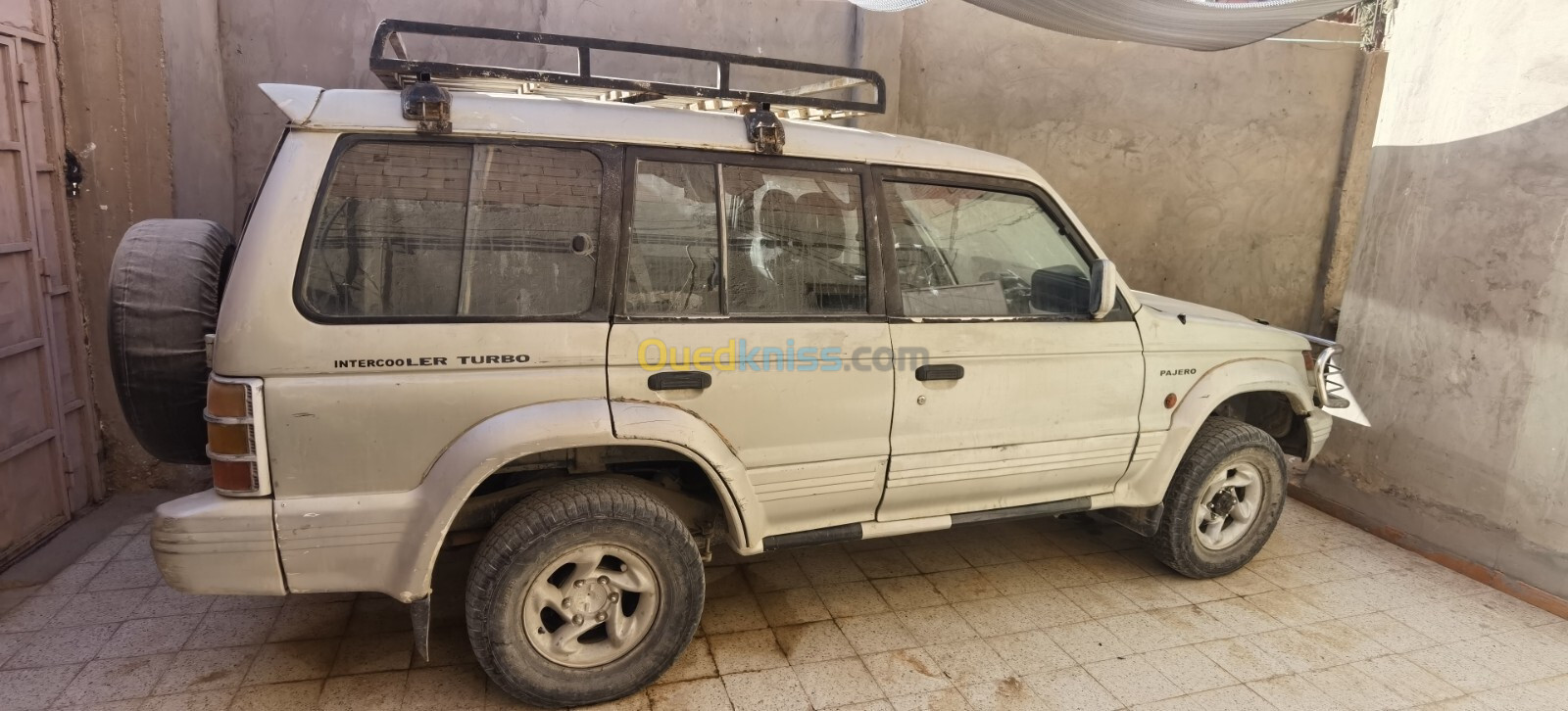 Mitsubishi Pajero Court 1995 off road 4×4