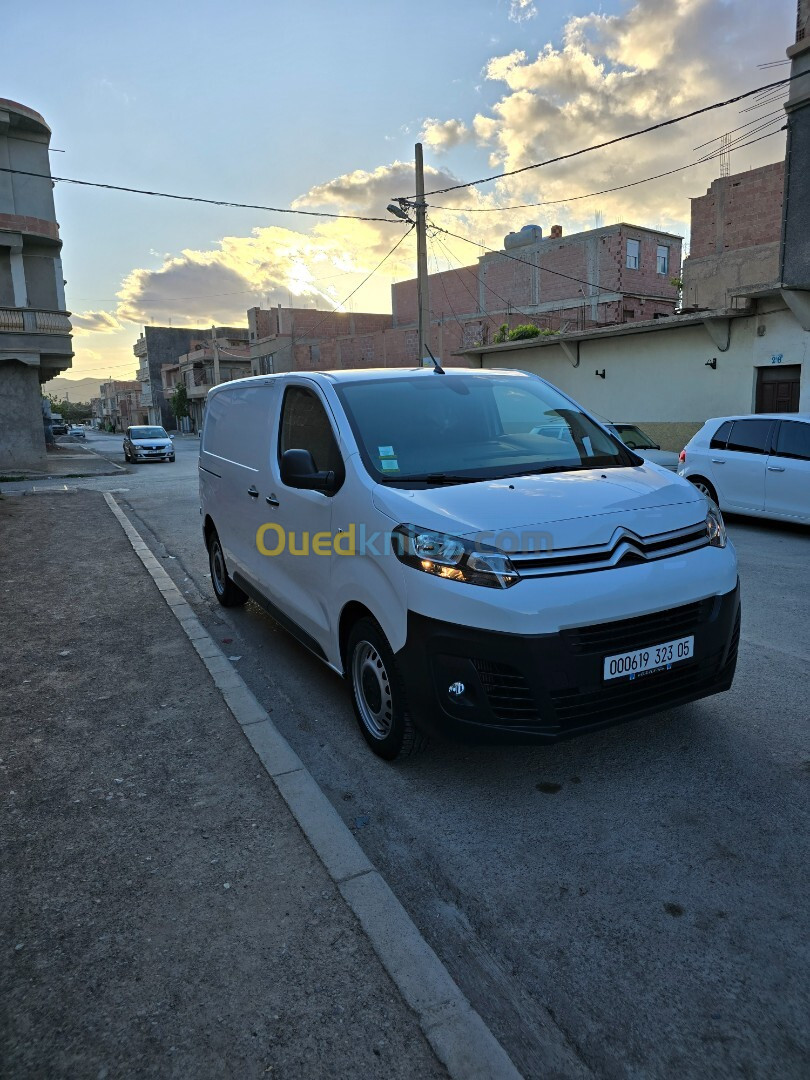 Citroen Jumpy 2023 