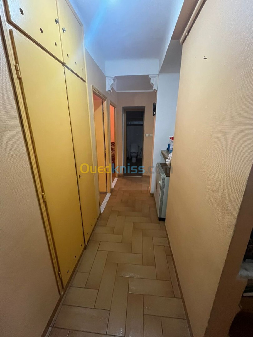 Location Appartement F4 Alger Kouba