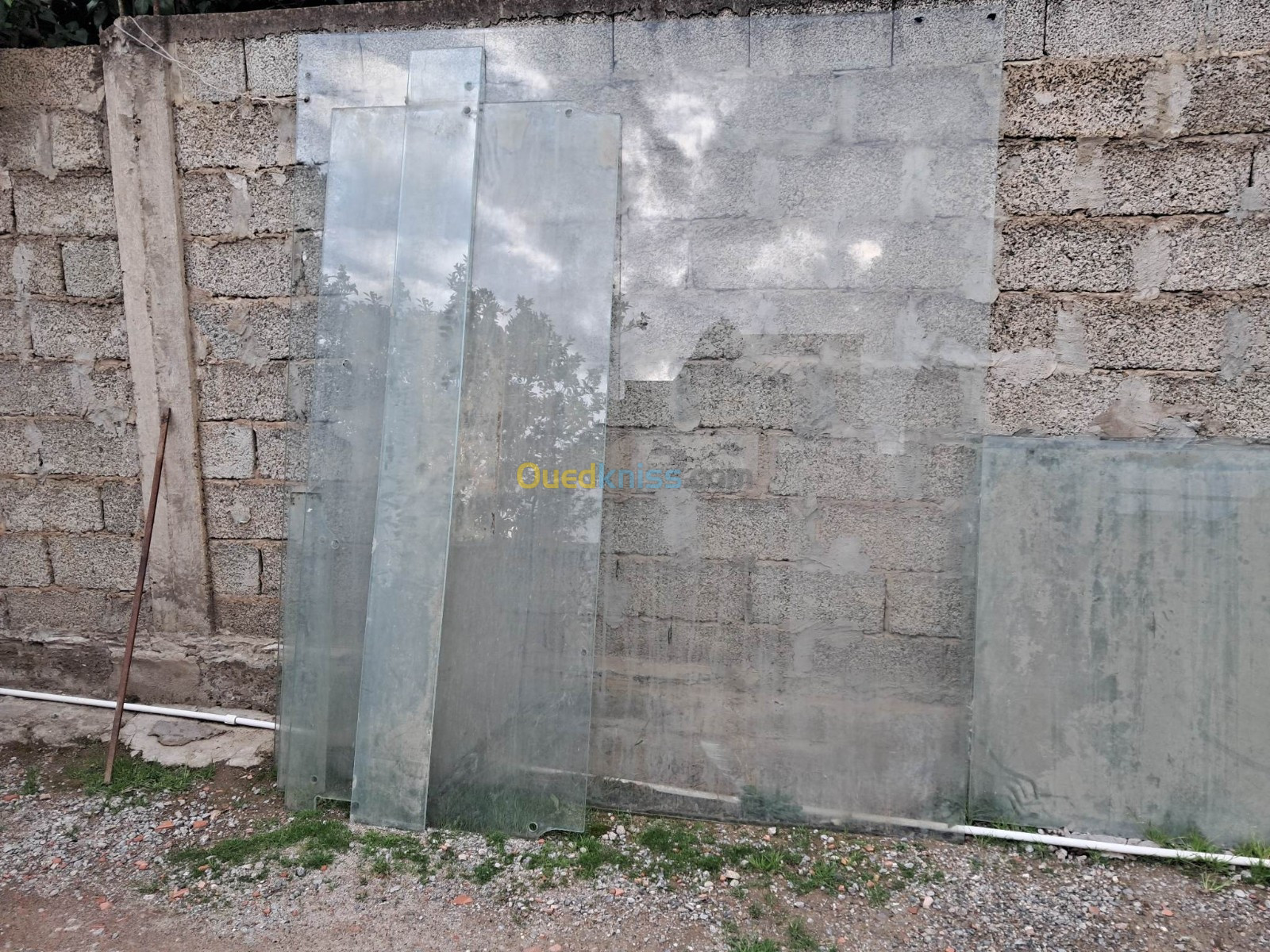 Façade en verre trempé 