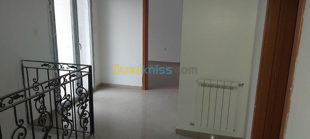 Location Appartement F5 Tipaza Kolea