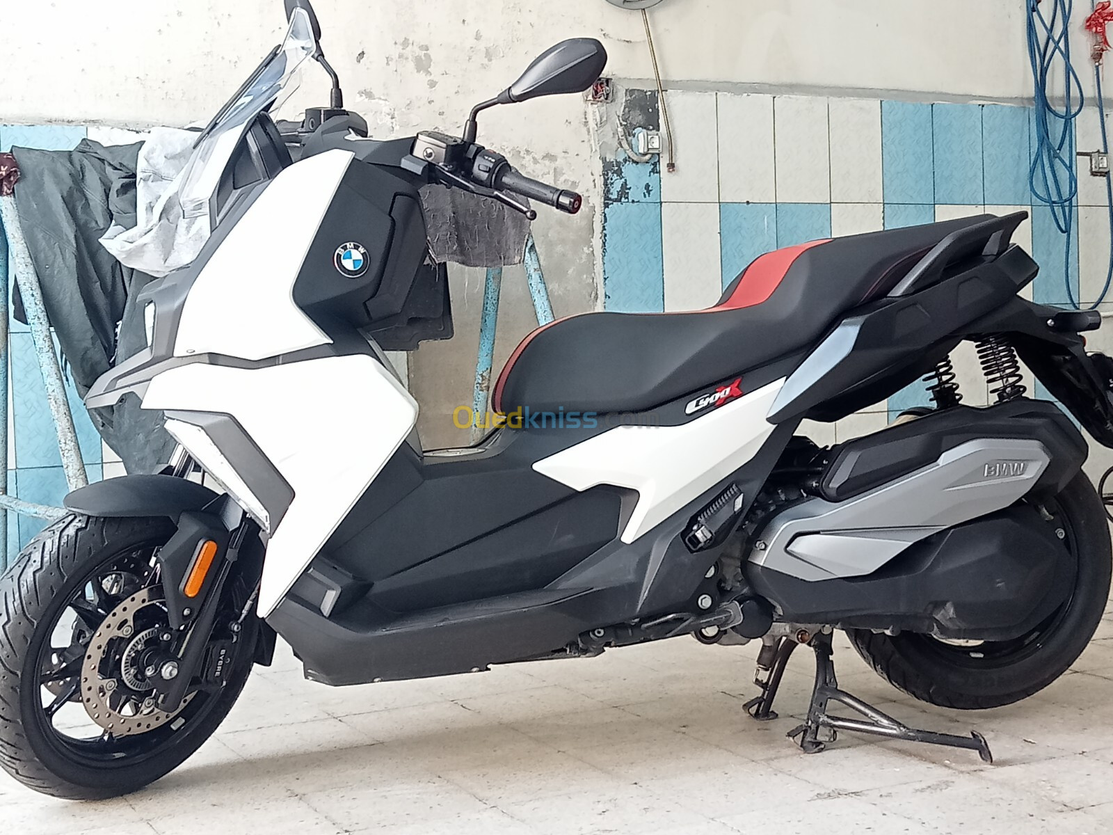 BMW C400x 