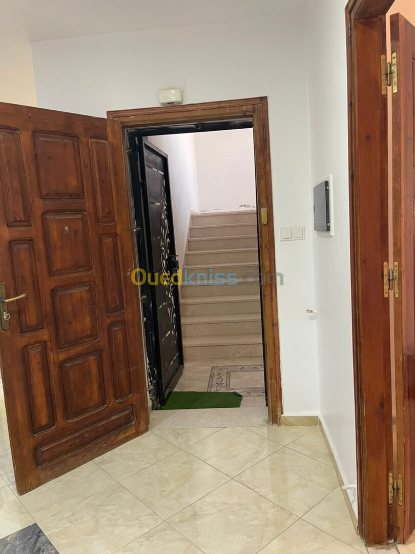 Location Niveau De Villa F3 Alger Draria