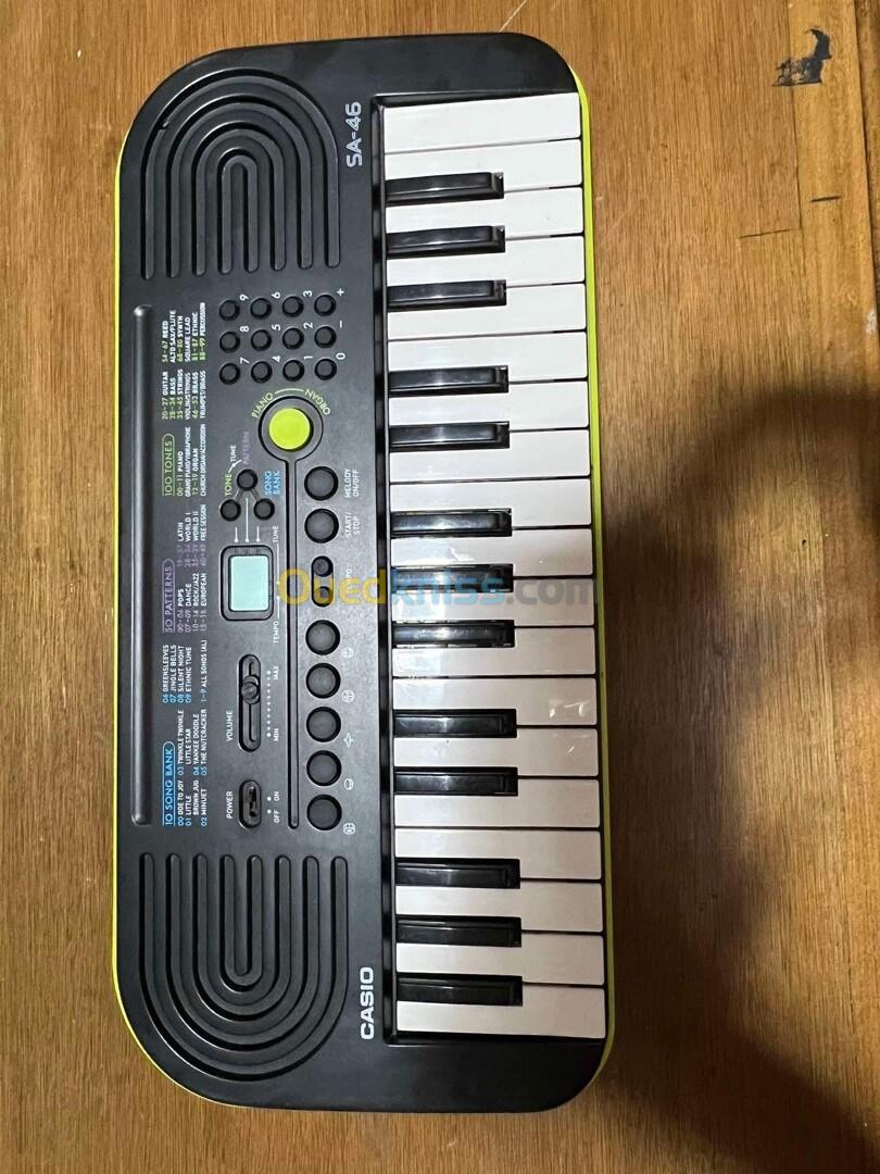 Piano casio SA -46