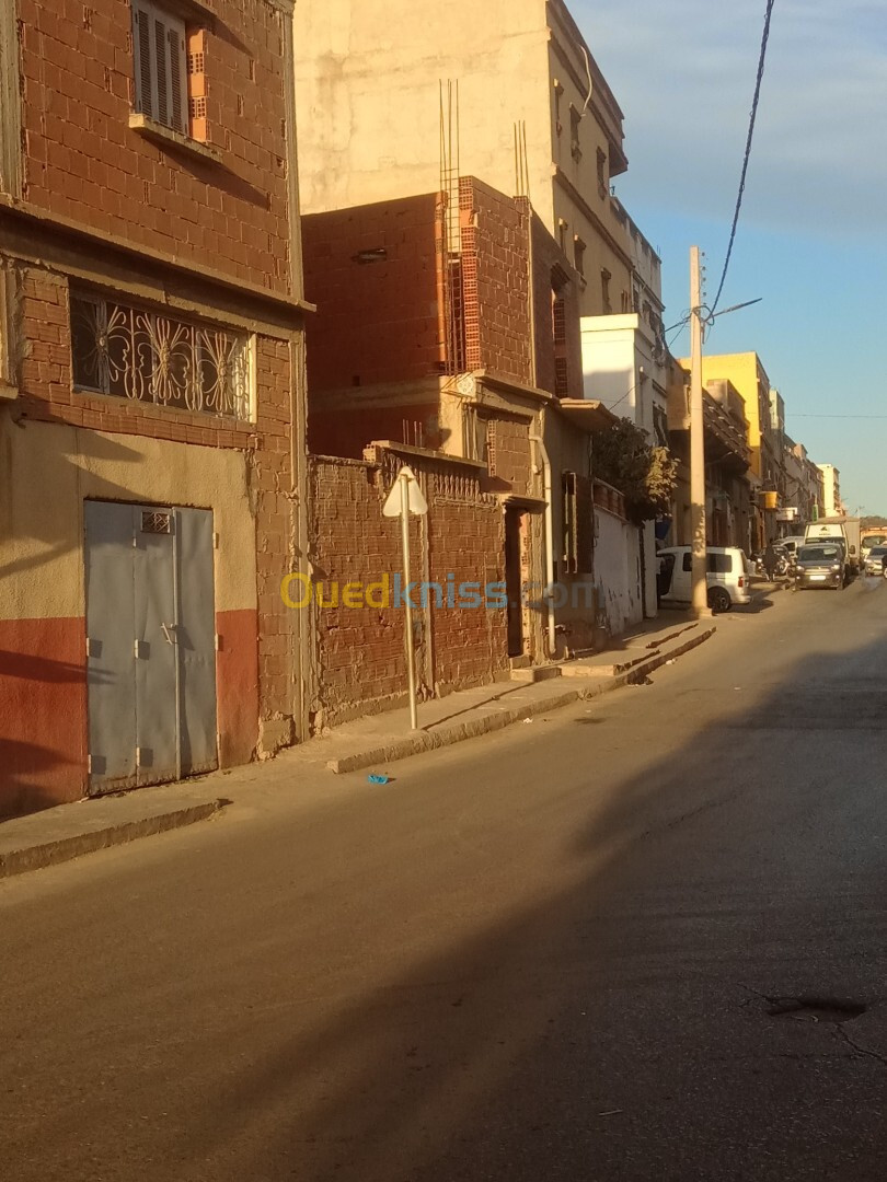 Location Local Mostaganem Mostaganem