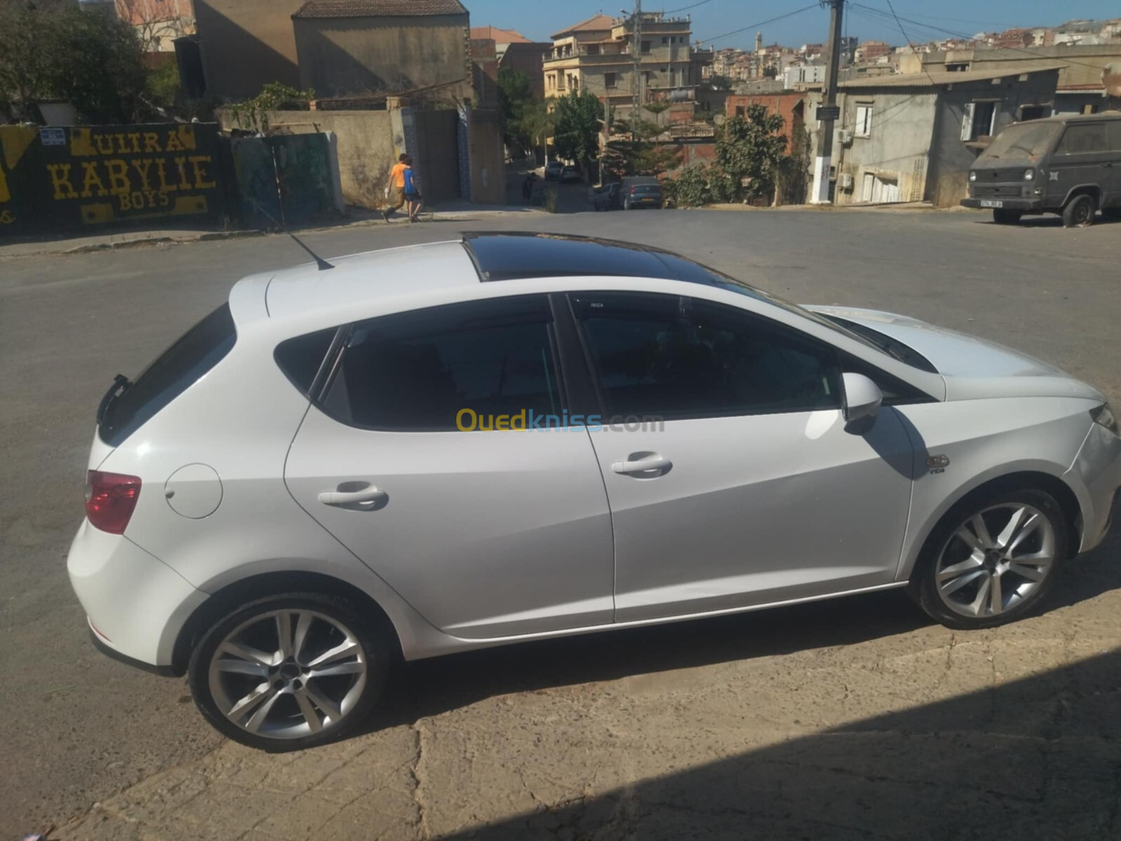 Seat Ibiza 2012 Fully +Toit ouvrant