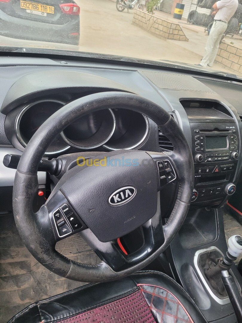 Kia Cerato 2012 