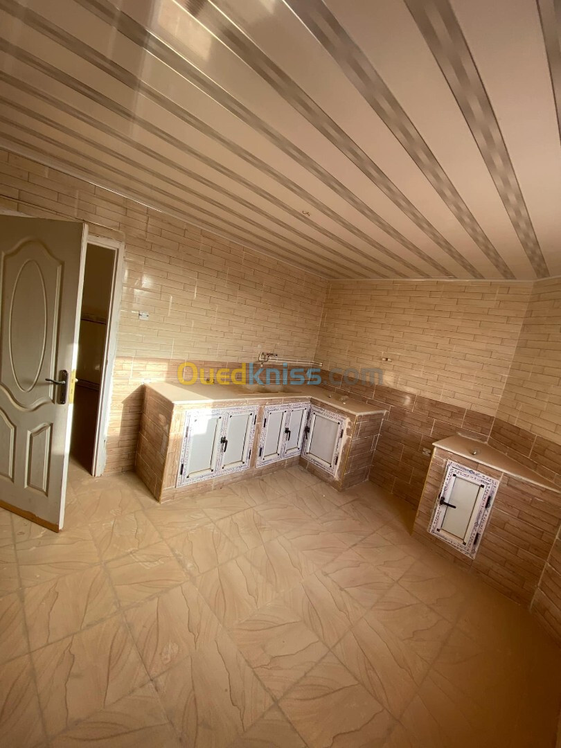 Vente Villa Ouargla Sidi khouiled