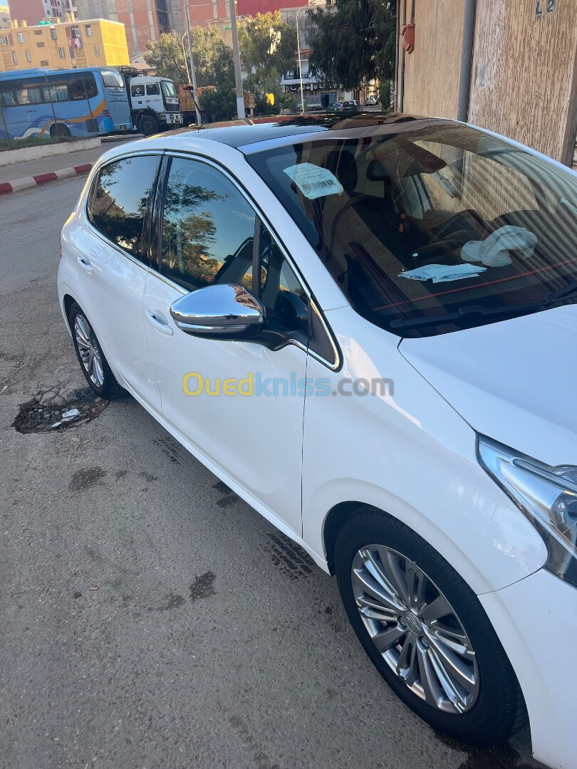 Peugeot 208 2018 Allure Facelift