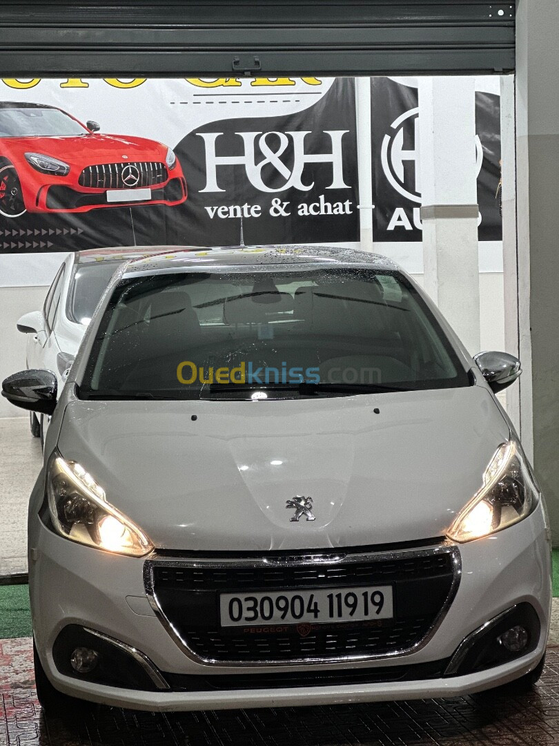 Peugeot 208 2019 Allure