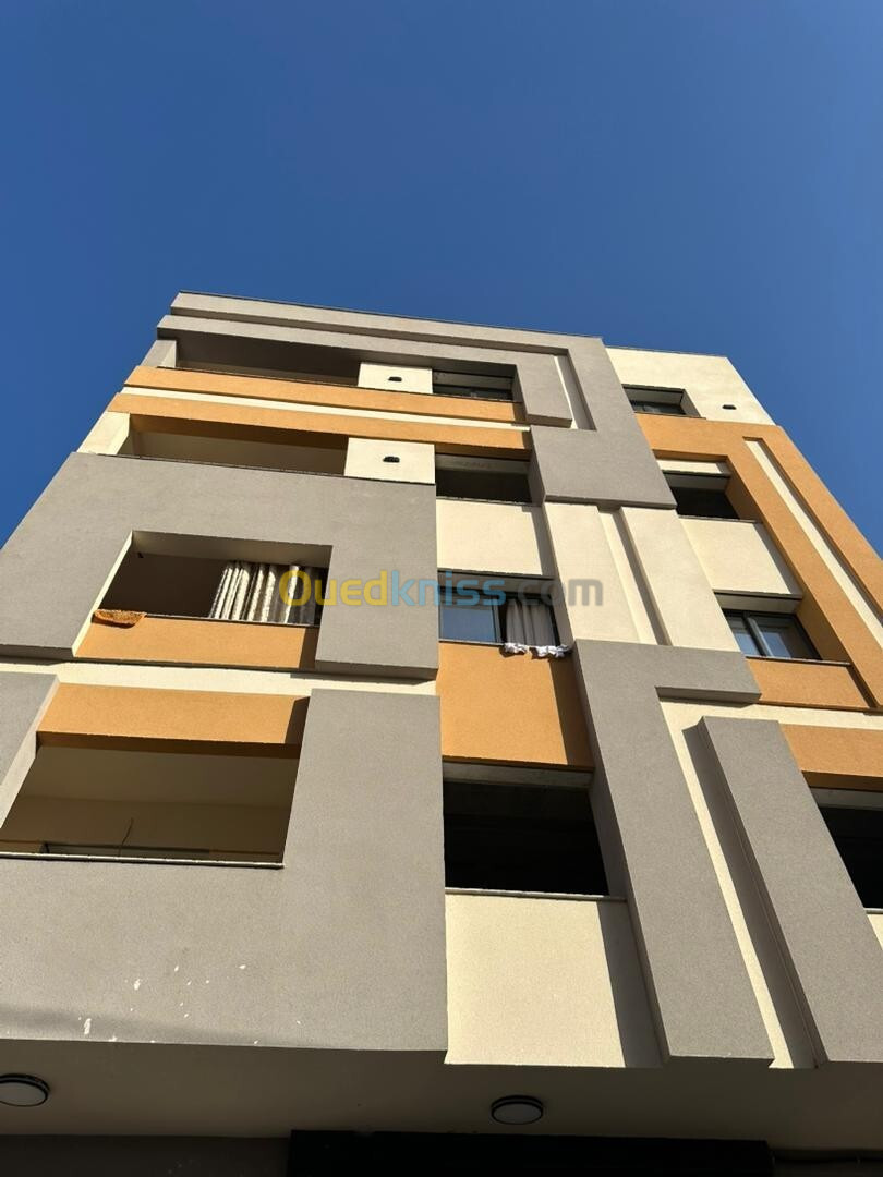 Vente Appartement F.4 Alger Bordj el bahri