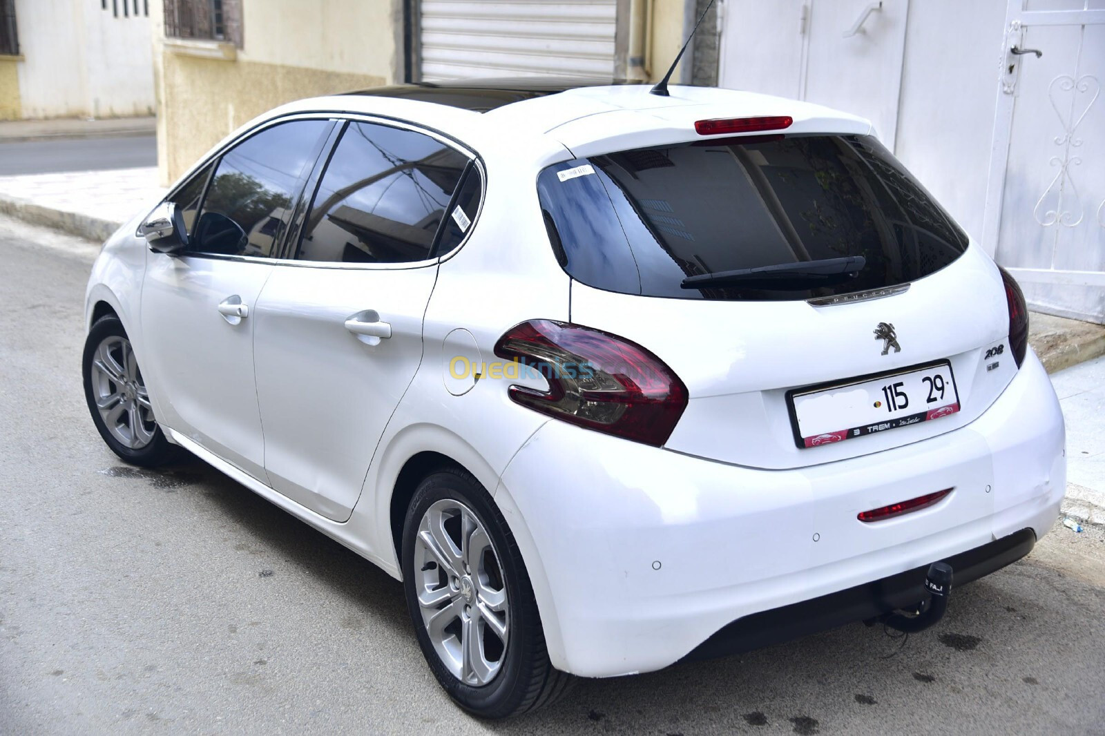 Peugeot 208 2015 Allure