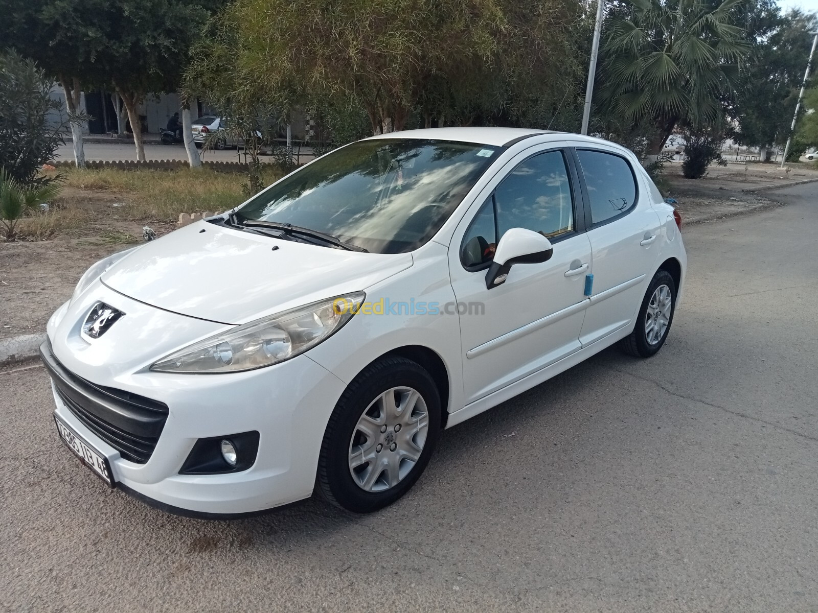 Peugeot 207 plus 2013 