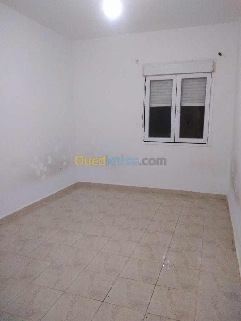 Location Appartement F3 Alger Reghaia