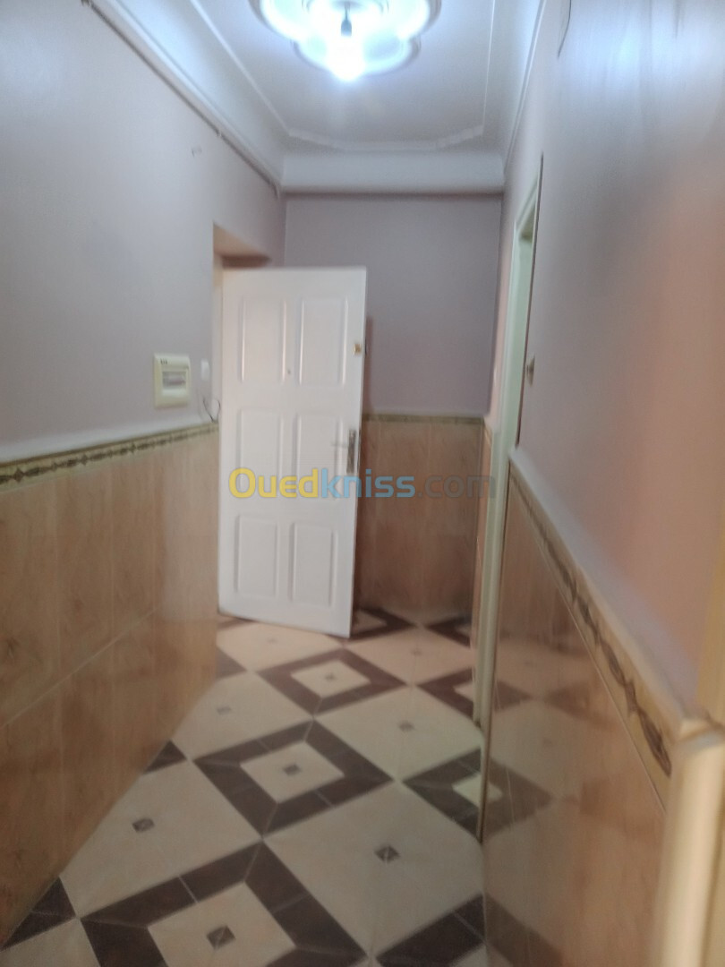 Vente Appartement F5 Alger Bordj el kiffan