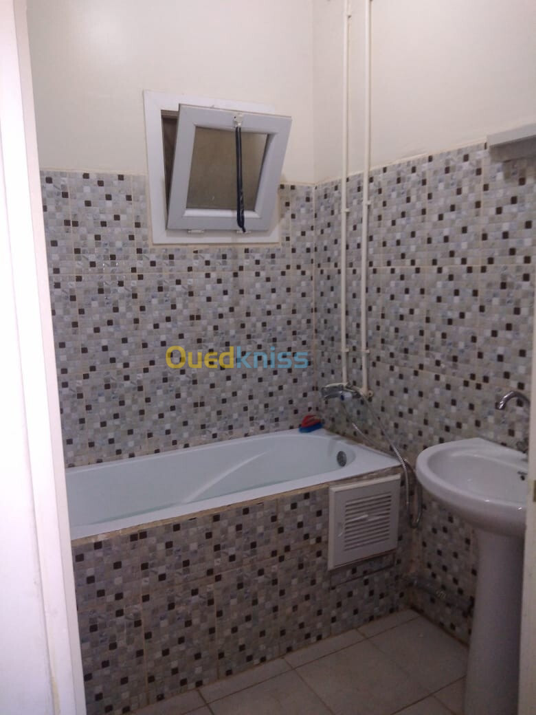 Location Appartement F3 Alger Reghaia