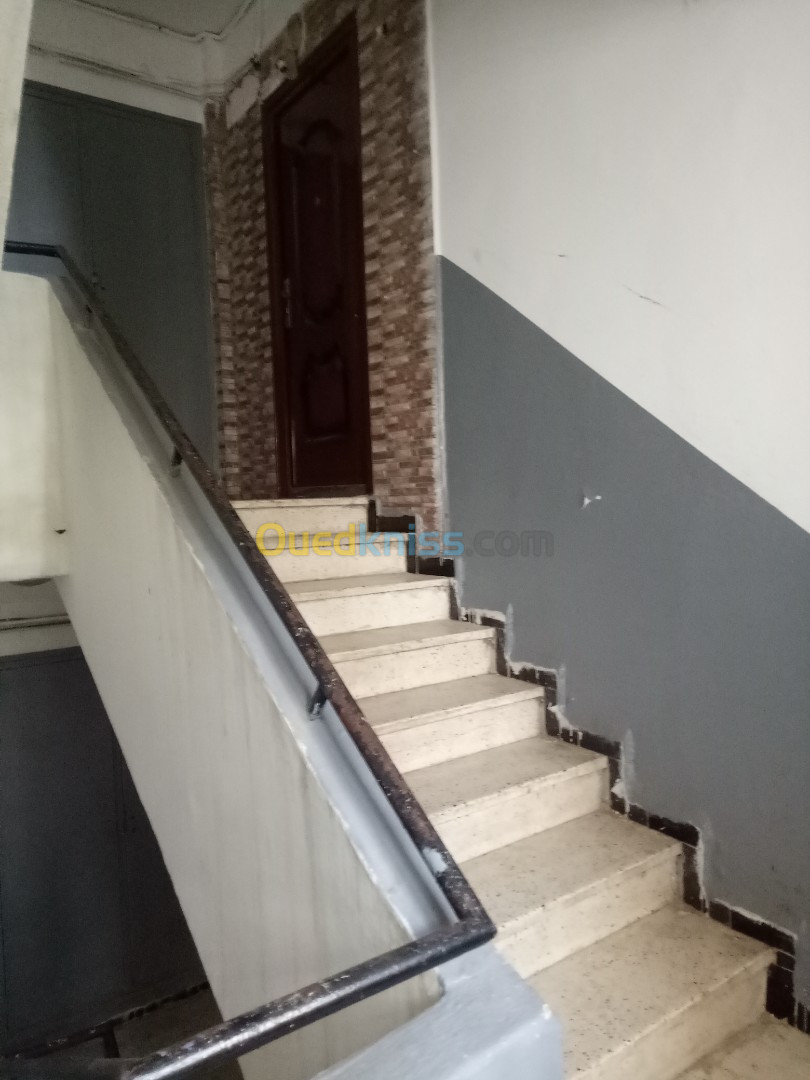 Vente Appartement F3 Alger Ain naadja