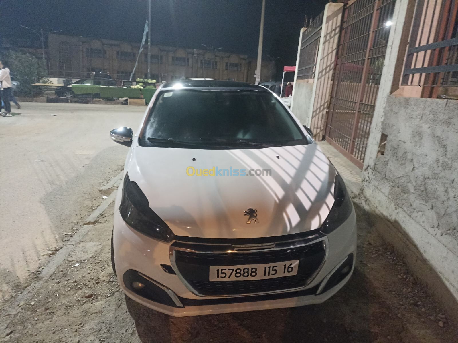 Peugeot 208 2015 208