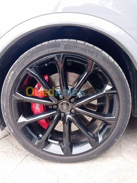 Audi RSQ3 2023 RS Black/Black