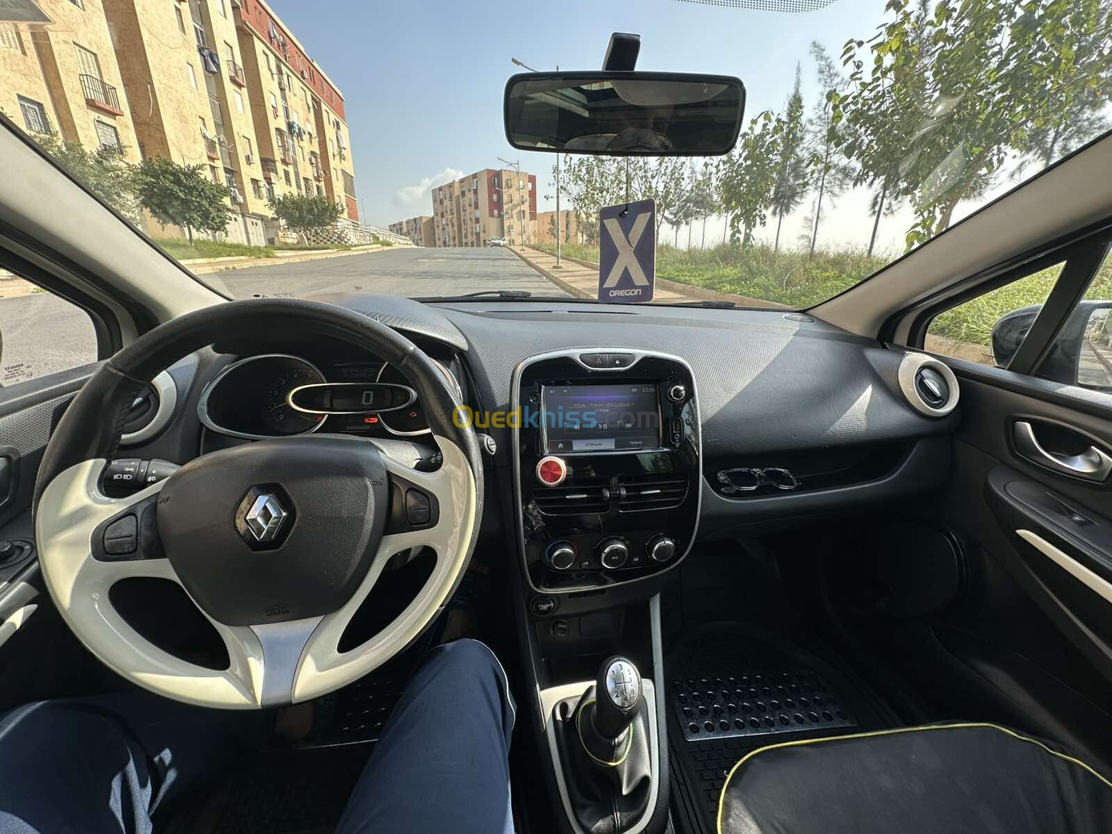 Renault Clio 4 2016 Ivory