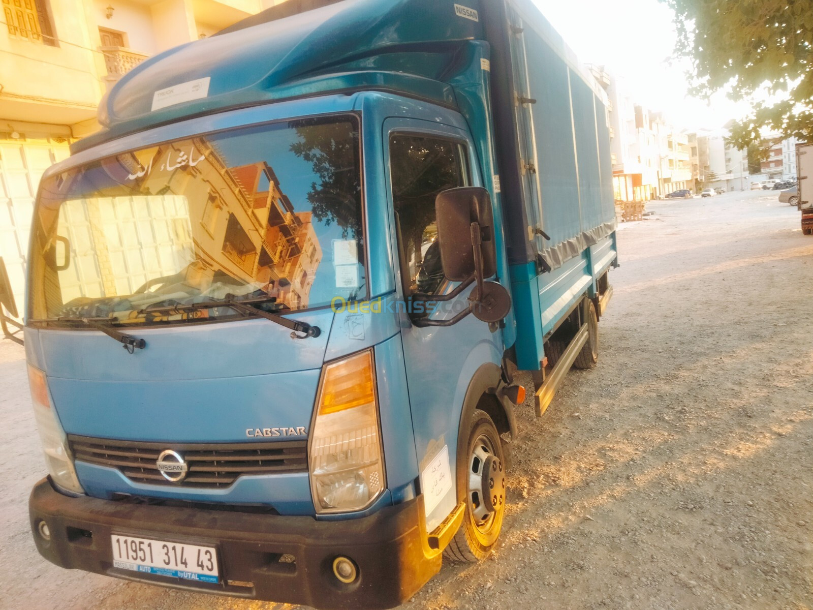 Nissan Cabstar 2014