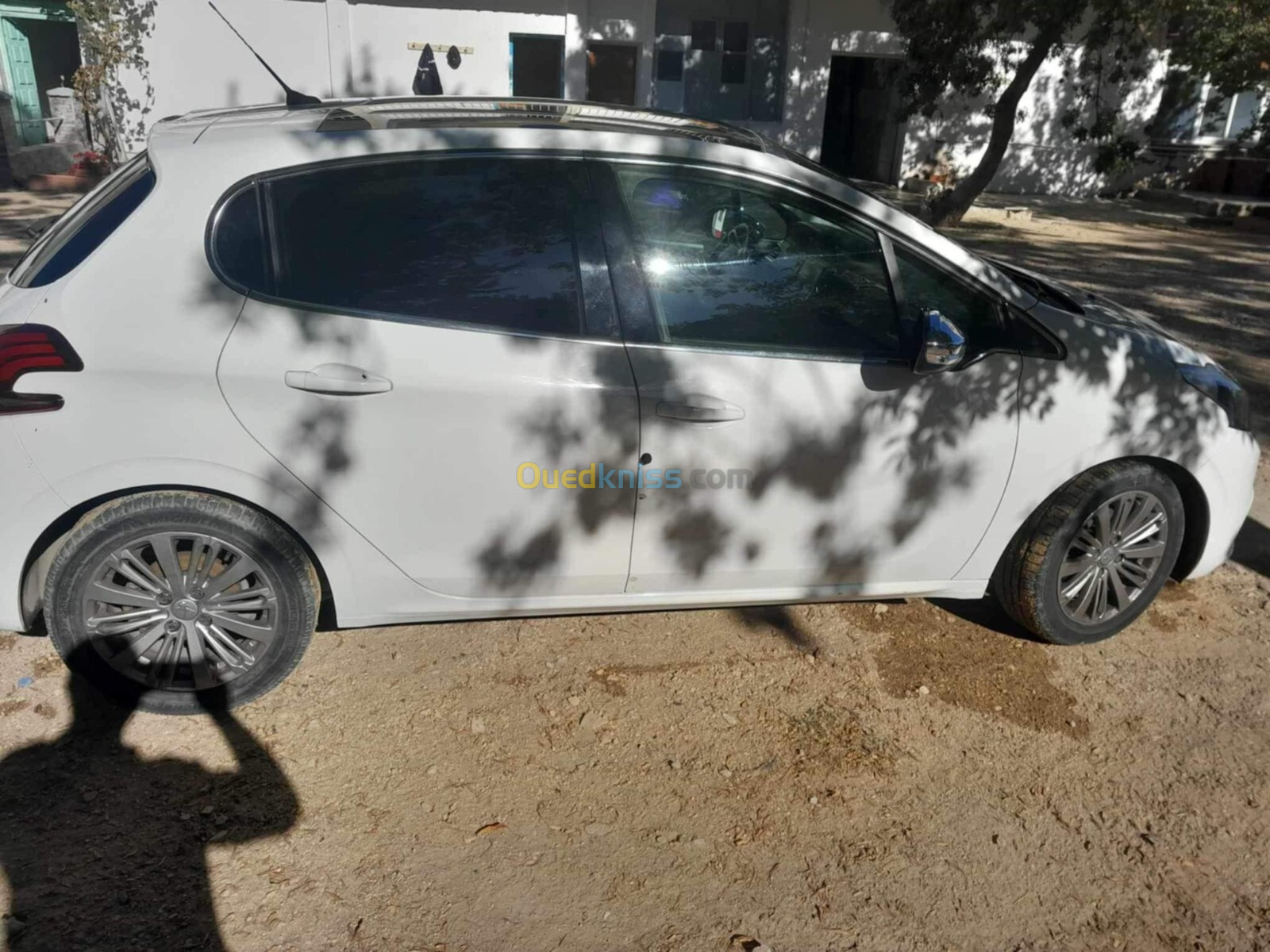 Peugeot 208 2019 Allure Facelift