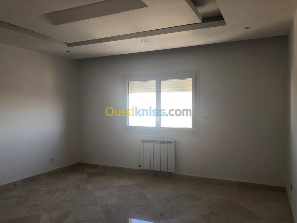 Location Appartement F4 Alger Said hamdine