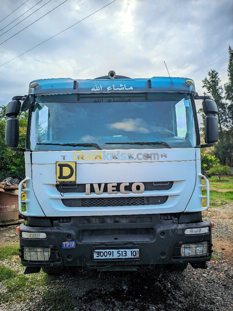 Iveco trakker Iveco 2013