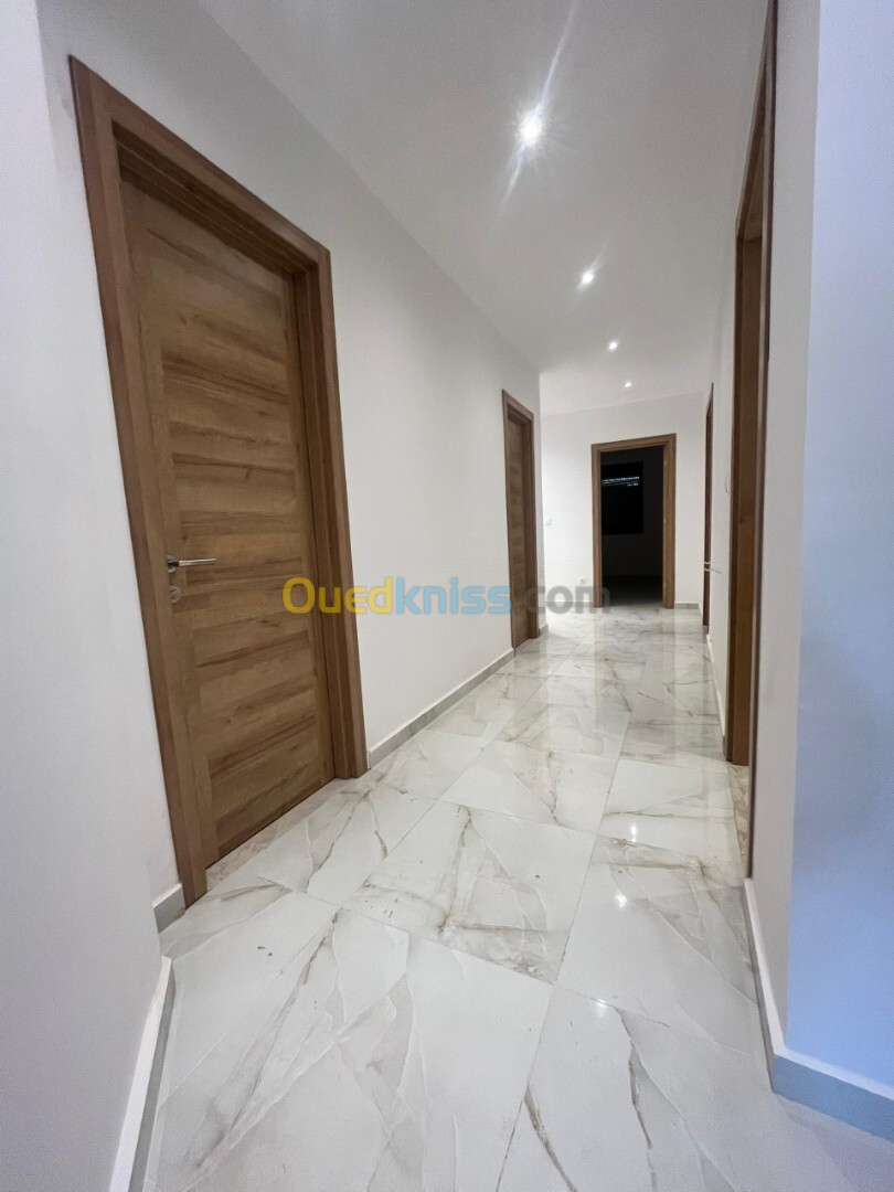 Vente Appartement F4 Alger Cheraga