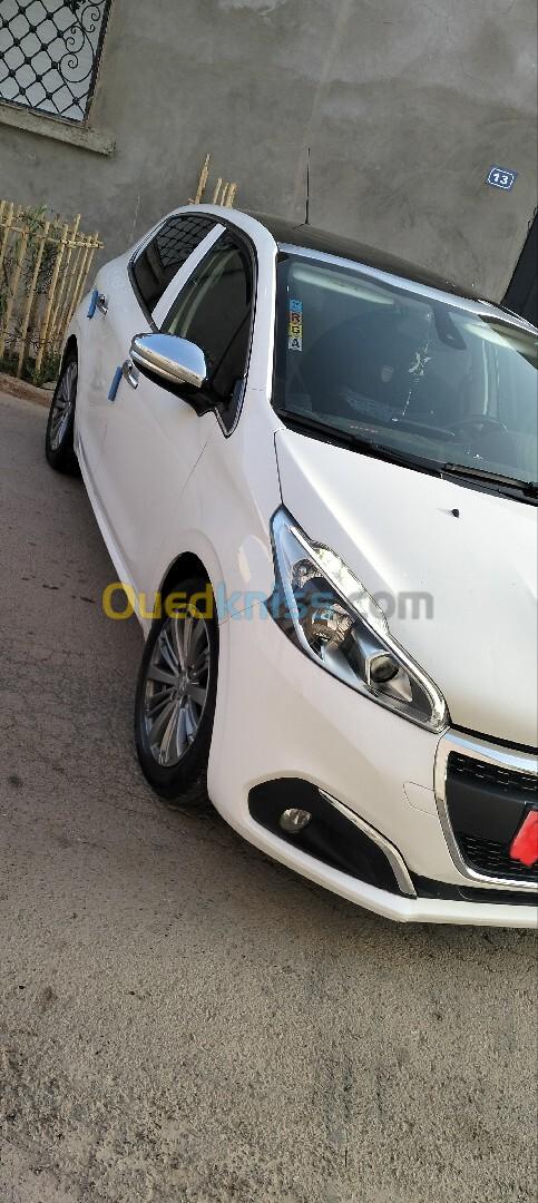 Peugeot 208 2016 Allure Facelift