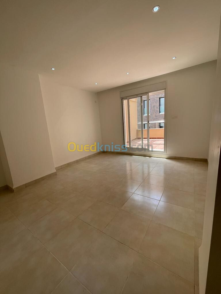 Vente Appartement F4 Alger El achour