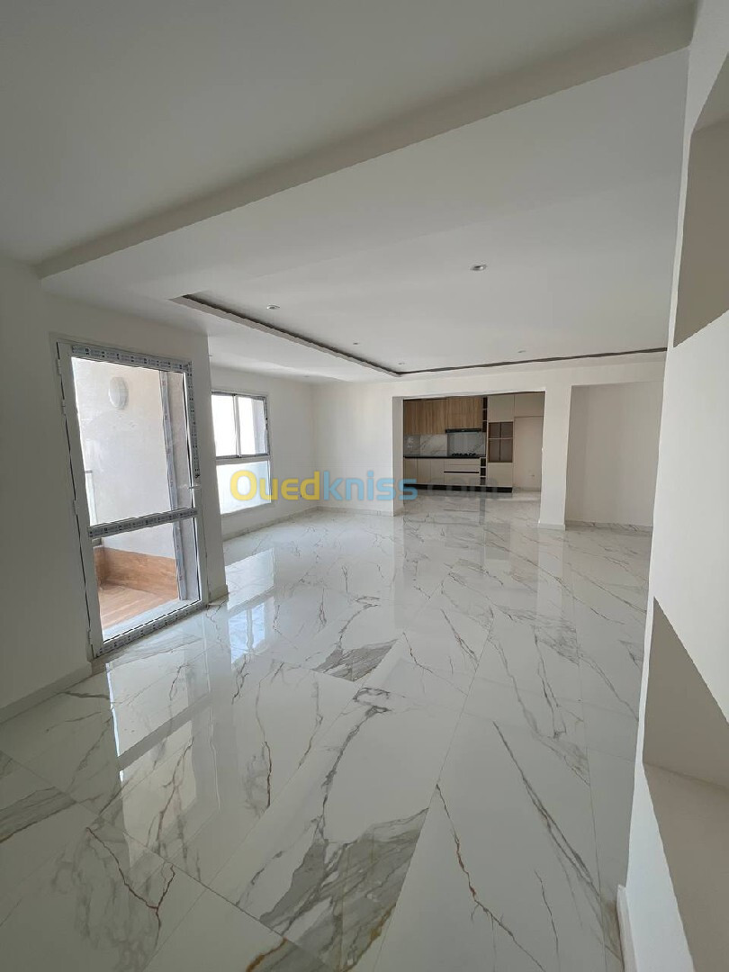 Vente Appartement F5 Alger El achour