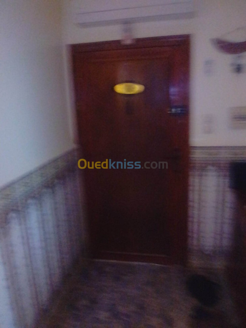 Location Appartement F3 Alger Bab el oued