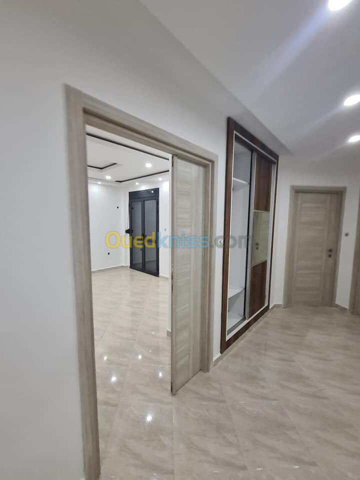 Vente Appartement F2 Alger Bordj el kiffan