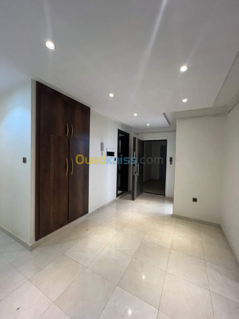 Vente Appartement F3 Alger Bordj el bahri