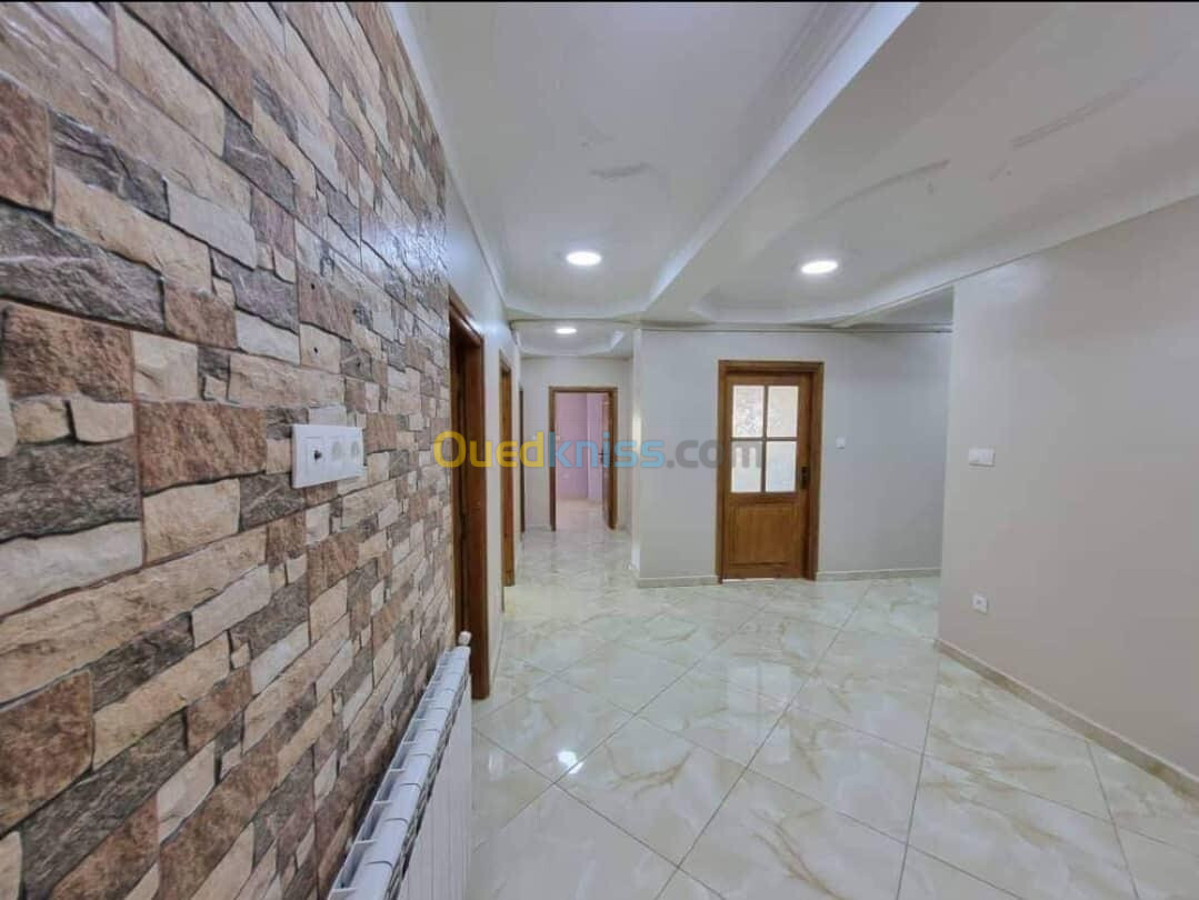 Vente Appartement F4 Alger Bordj el bahri